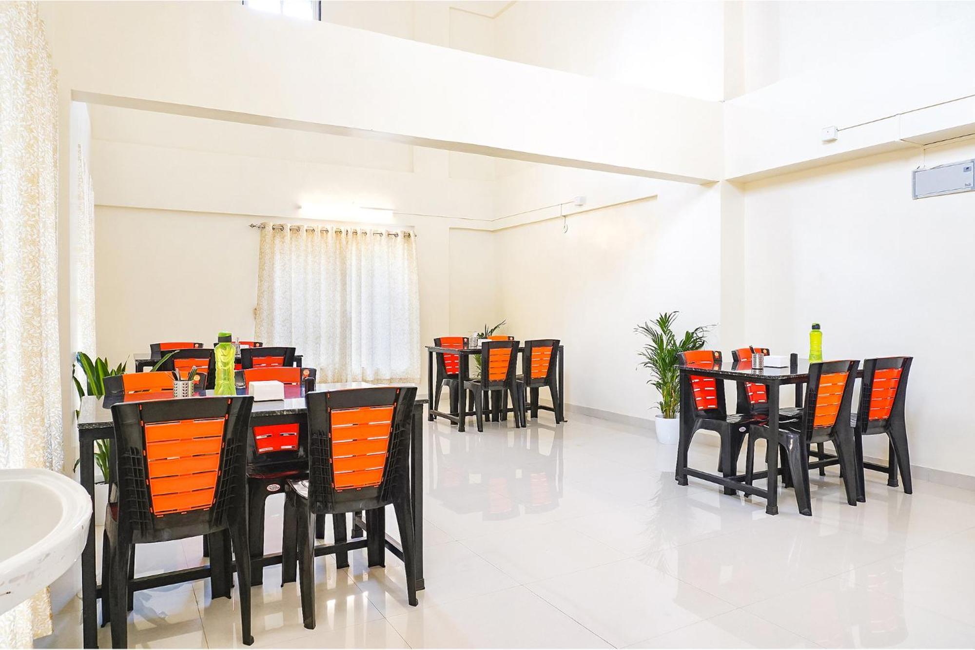 Fabhotel Majestic Luxurious - Nr Rajaram Bhiku Pathare Stadium Pune Exterior photo